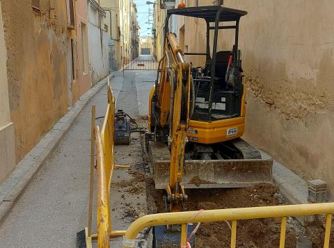 El paviment del carrer Joan Trenchs es renovarà completament